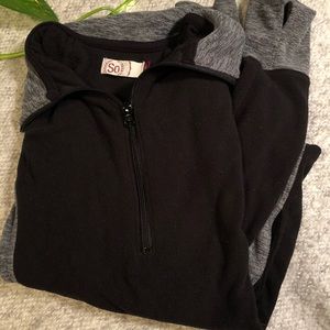 Very Cozy Black and Gray Fleece Zip Up